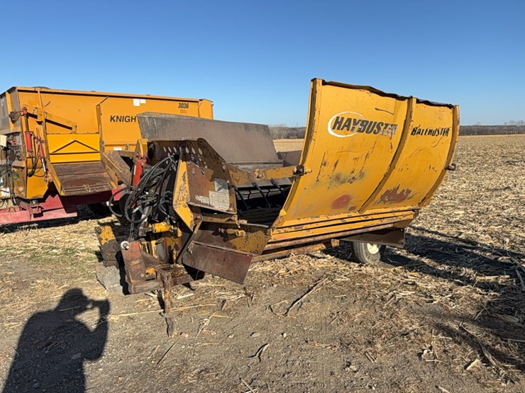 haybuster-bale-buster-image-4