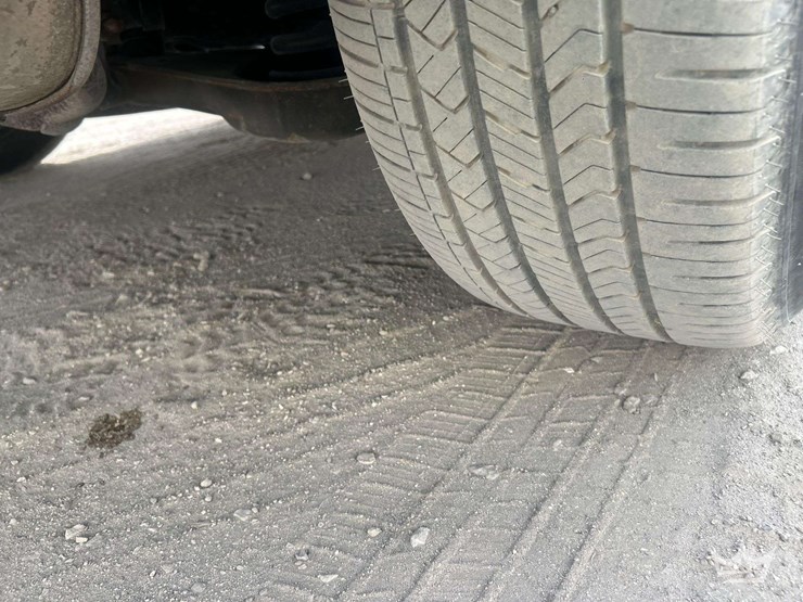 2017-ford-explorer-image-27