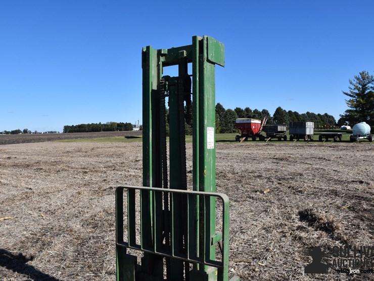 loader-fork-attachment-image-10