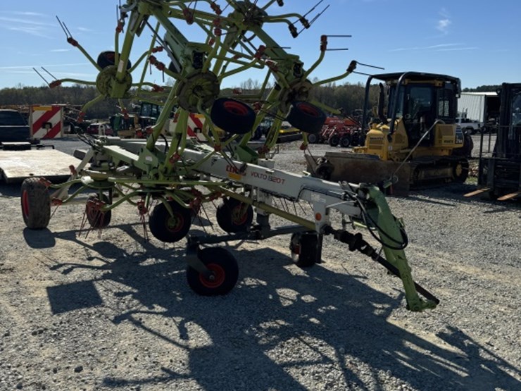 2014-claas-volto-1320t-image-3