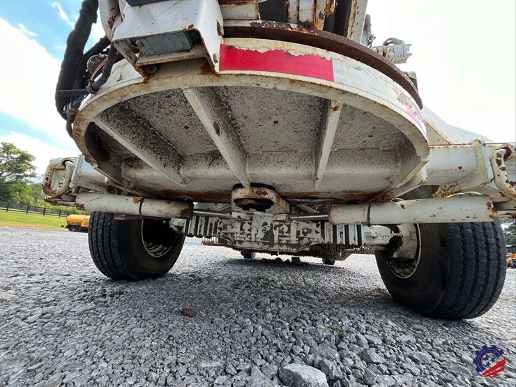 roadtec-cb100-sweeper-conveyor-image-18