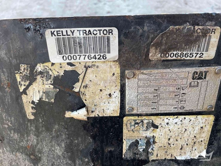 2023-caterpillar-259d3-image-12