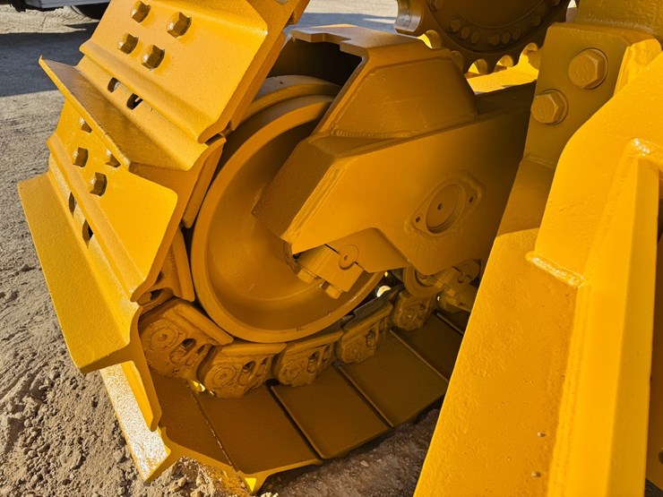 2019-caterpillar-d8t-image-20