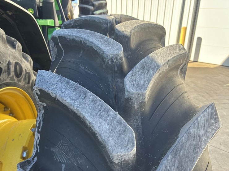 2024-john-deere-8r-410-image-52