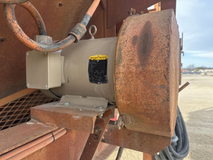 cedarapids-5x16-image-25