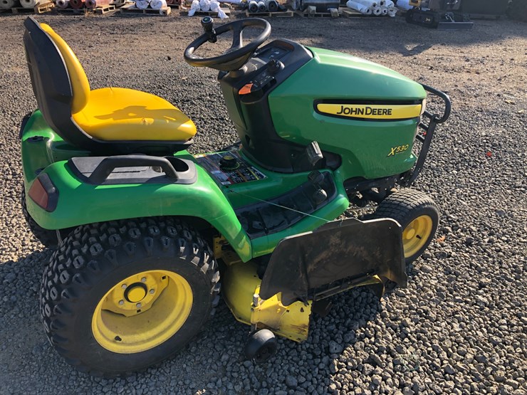 john-deere-x530-image-4