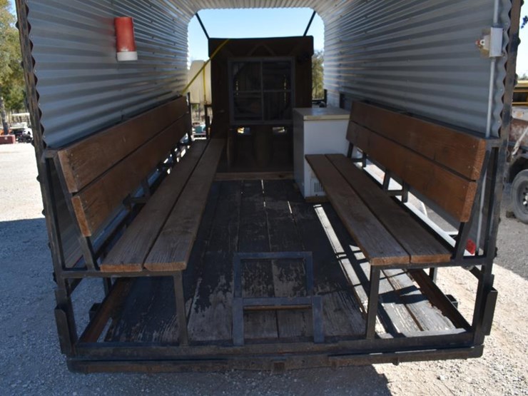 2011-16'-cooling-trailer-w/-port-a-cool-and-generator-(vin-#-5vnbu1625bt092-image-7