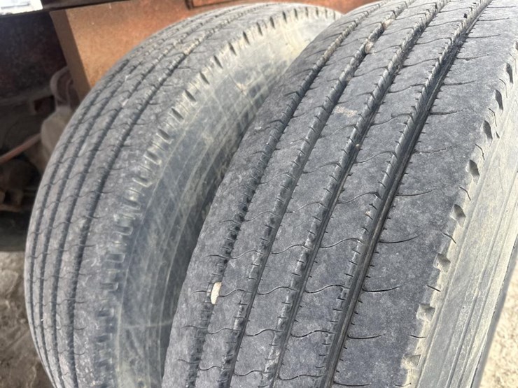 cedarapids-5x16-image-42