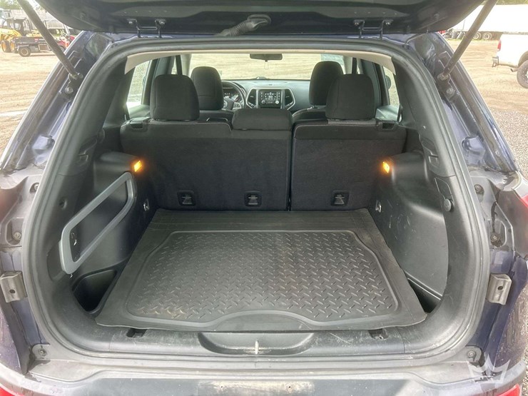 2014-jeep-cherokee-image-22