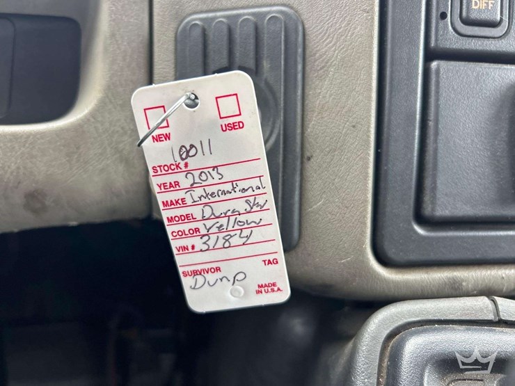 2013-international-durastar-4300-image-32