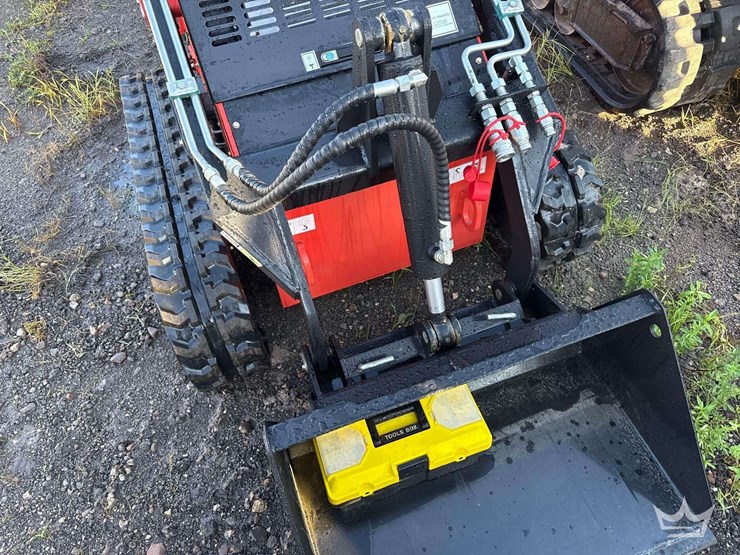 2024-agt-lrt23-mini-stand-on-track-loader-skid-steer-image-7