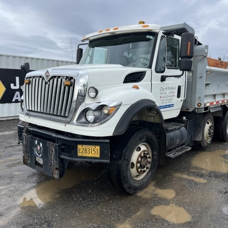 2009 INTERNATIONAL 7600