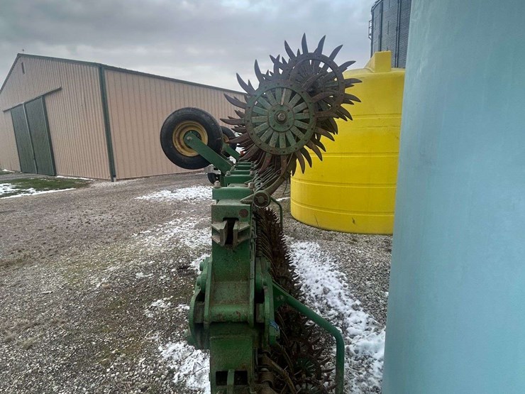 john-deere-400-image-3