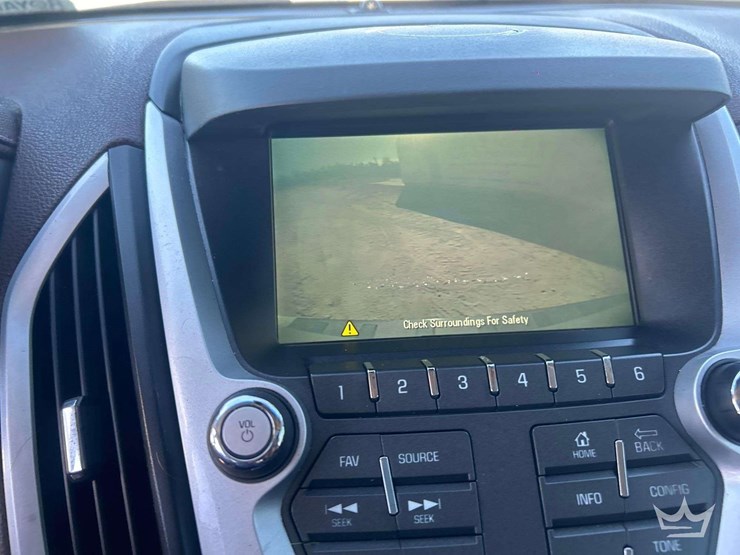 2014-gmc-terrain-suv-image-29