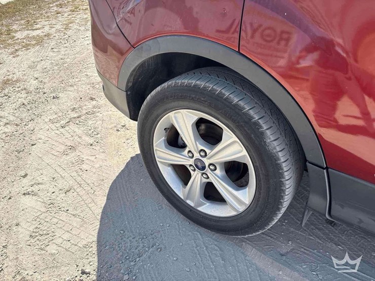 2014-ford-escape-se-image-30