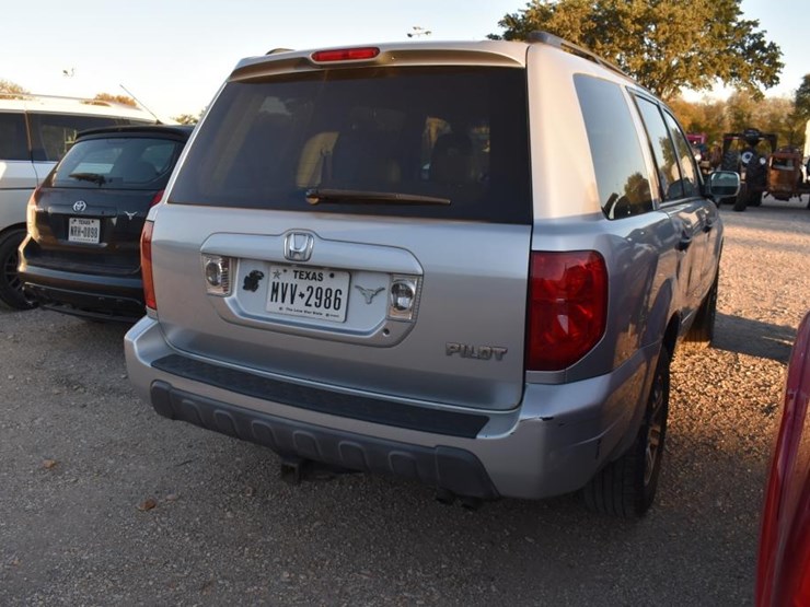 2004-honda-pilot-image-4