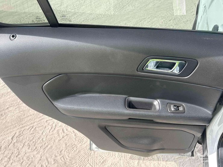 2017-ford-explorer-image-20