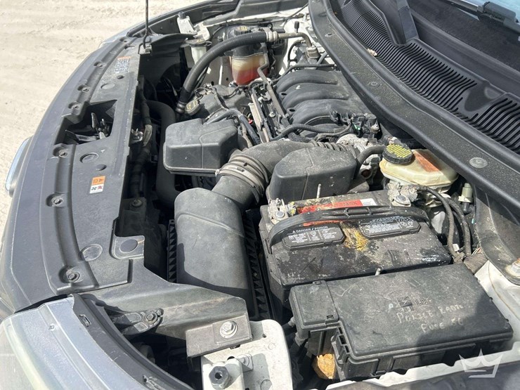 2017-ford-explorer-image-6