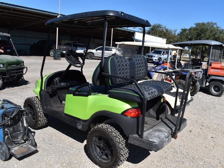 club-car-golf-cart-w/-new-motor-(gas)-(serial-#-0104487)-(k)-image-4