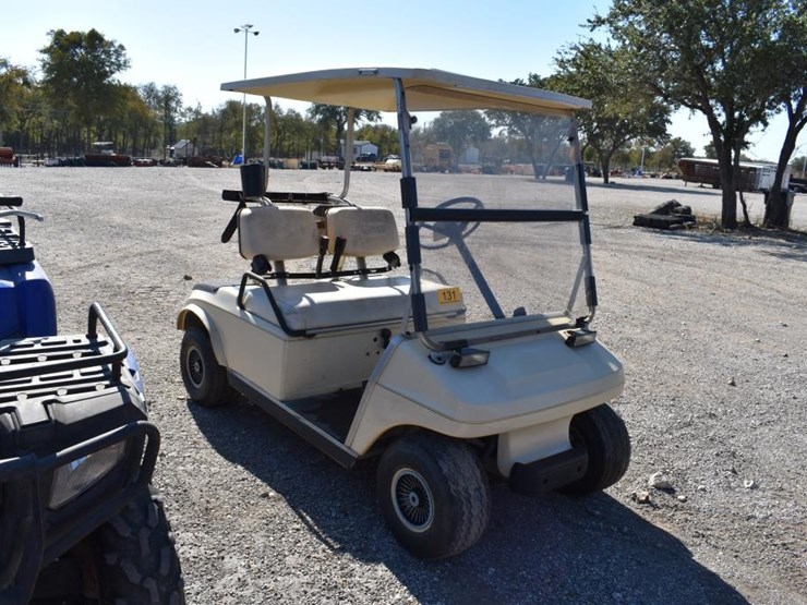club-car-golf-cart-electric-w/-charger-(serial-#-a9140265410)-(k)-image-2