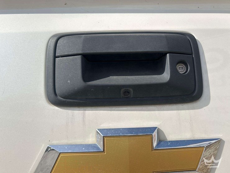 2014-chevrolet-silverado-1500-high-country-image-30