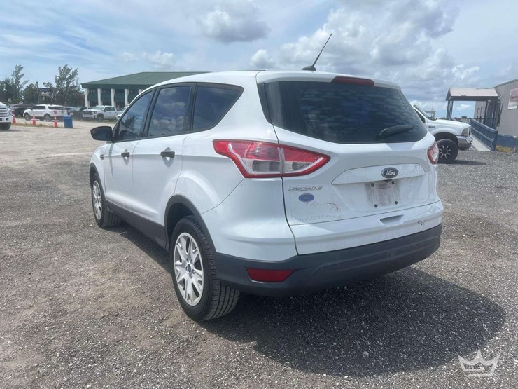 2015-ford-escape-image-4