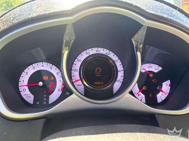 2010-cadillac-srx-image-13