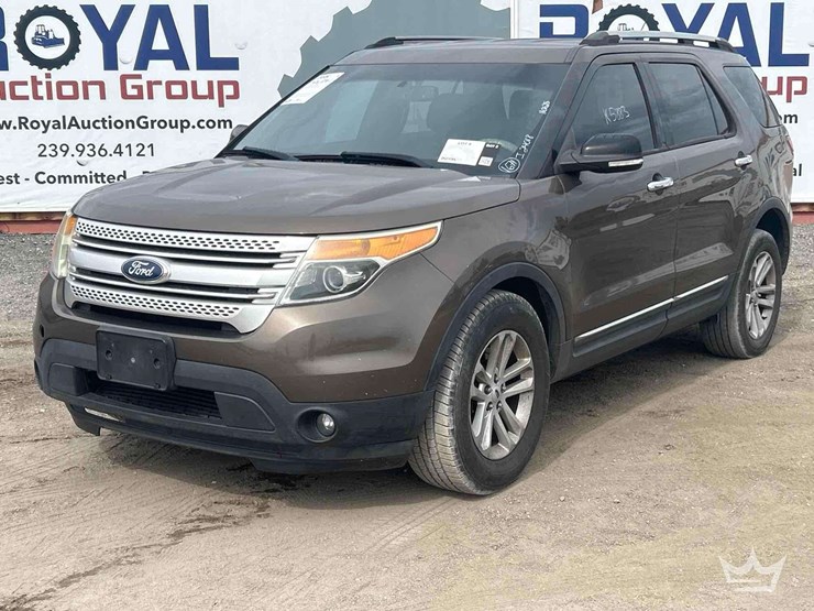 2015-ford-explorer-image-1