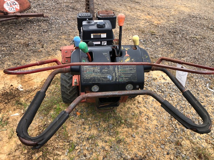 ditch-witch-1030-image-4