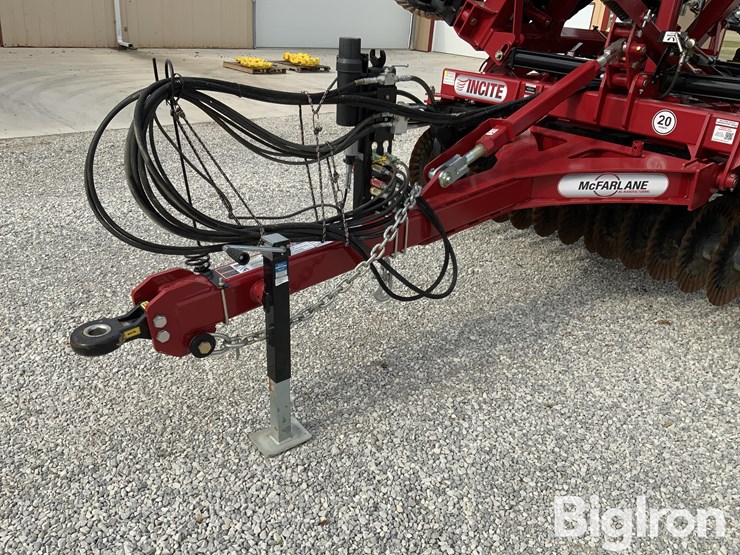 2025-mcfarlane-incite-tc-5124-drb-23'-5"-vertical-tillage-machine-image-9