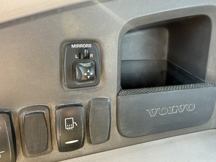 2020-volvo-a45g-image-100