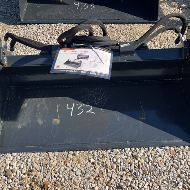 Wolverine 48" Mini Combo Bucket