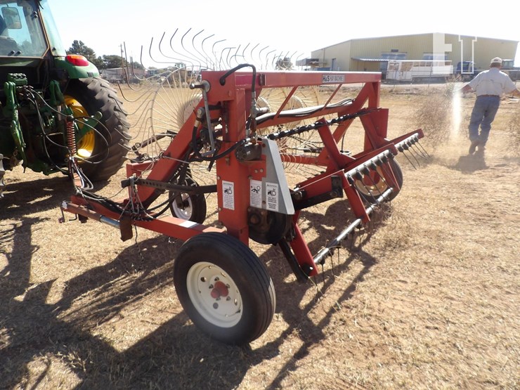 h-&-s-tedder-rake-image-2