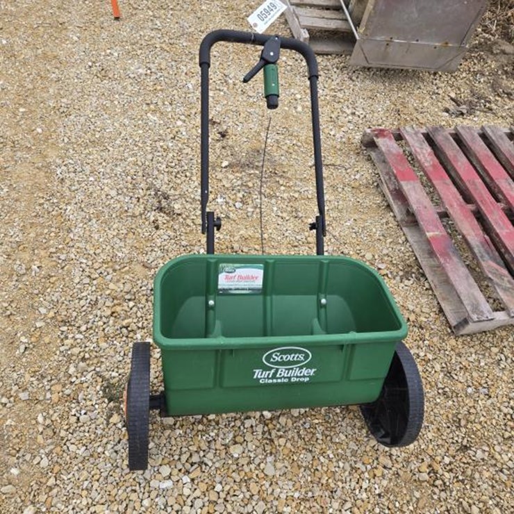 #5949 • TURF BUILDER 2 WHEEL SEEDER