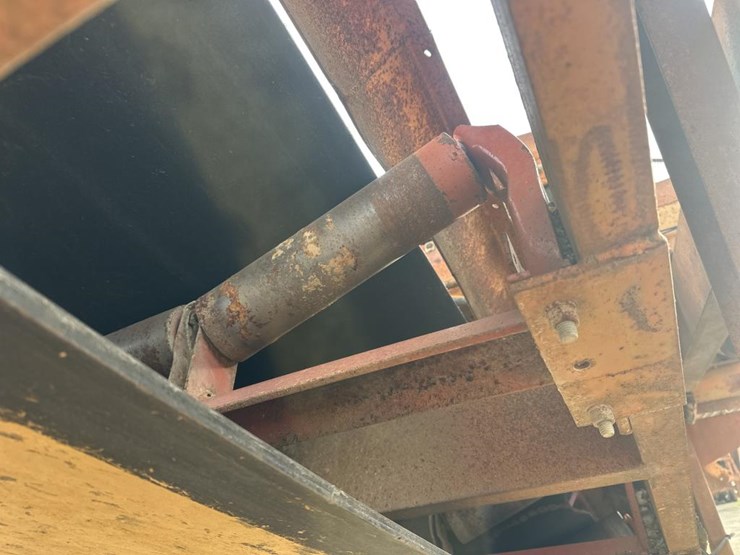 cedarapids-5x16-image-12