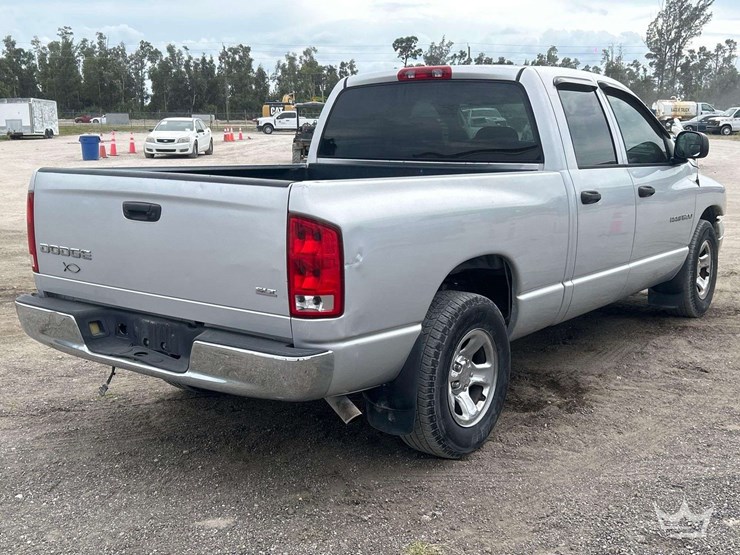 2004-dodge-ram-1500-image-2