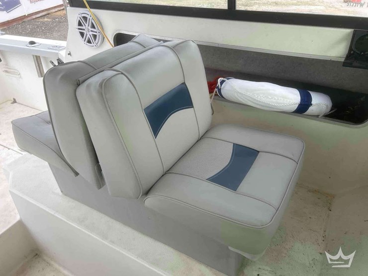 1992-byq-boat-and-trailer-image-16