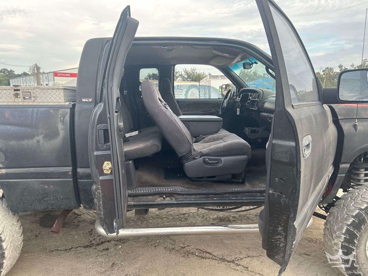 1999-dodge-ram-1500-image-22