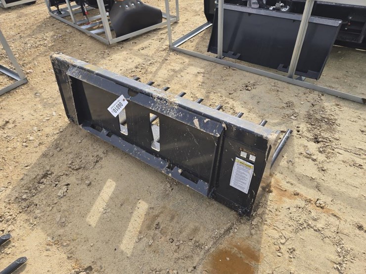 #6010-•-new-wolverine-skid-steer-x-treme-manure-fork-63"-w-image-2