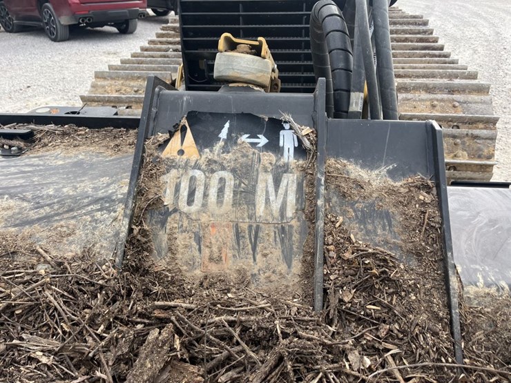 2021-caterpillar-d3k2-xl-image-13