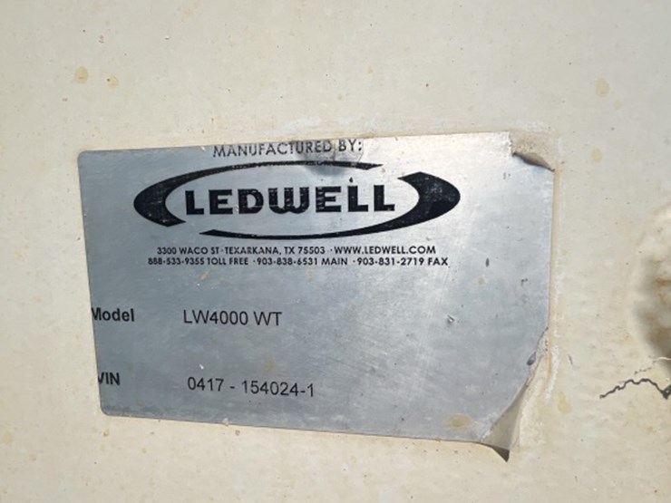 2018-international-7400-image-10