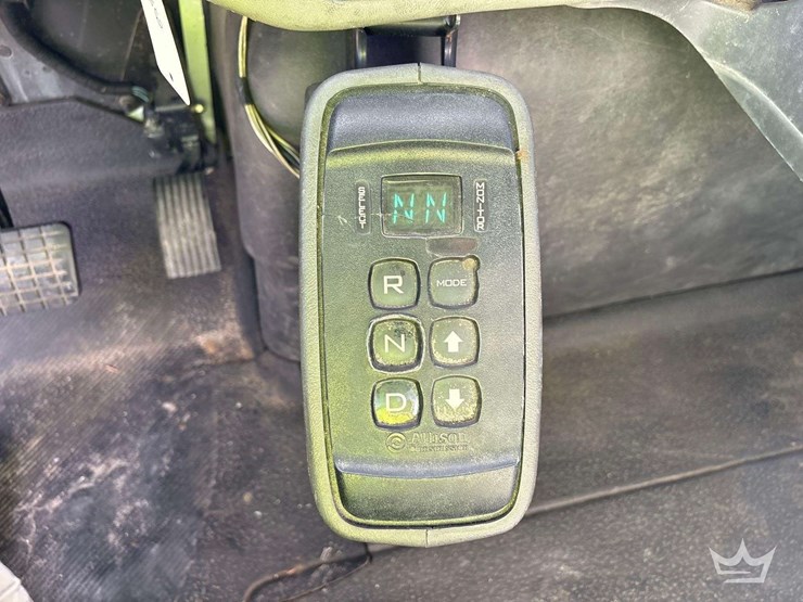 2009-international-7400-image-12