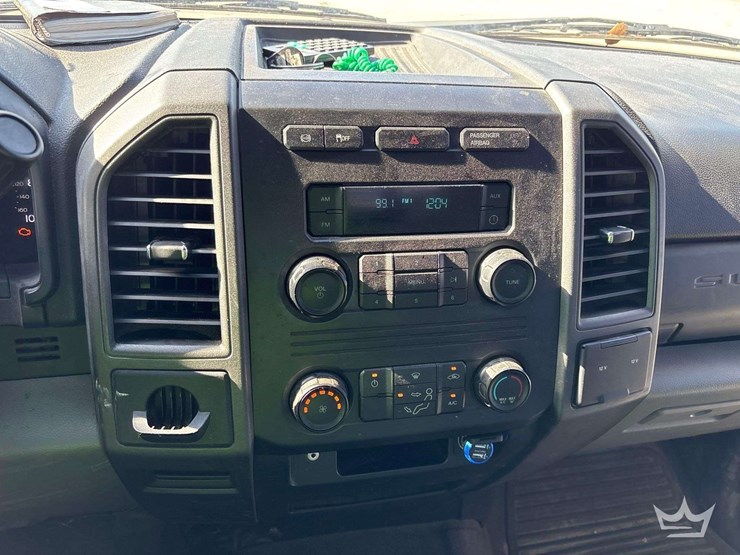 2017-ford-f450-image-16