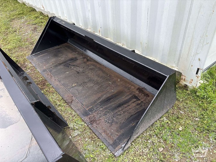 2025-swict-84in-bucket-skid-steer-attachment-image-1