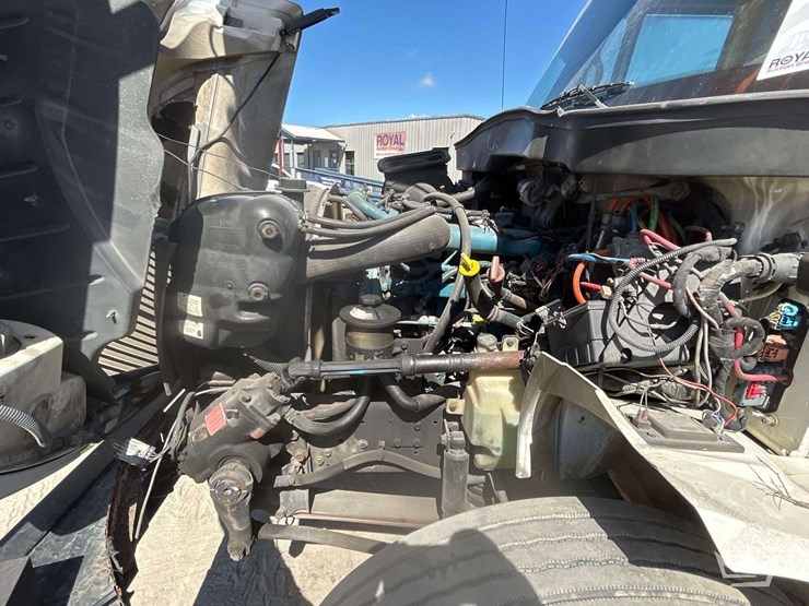 2006-international-durastar-4300-image-71