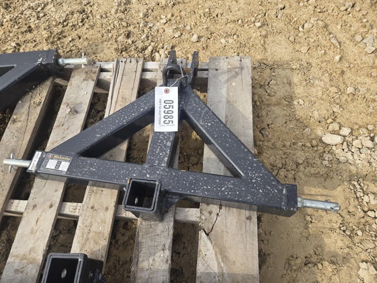 #5985-•-new-wolverine-quick-hitch-w/-2"-trailer-receiver-image-1