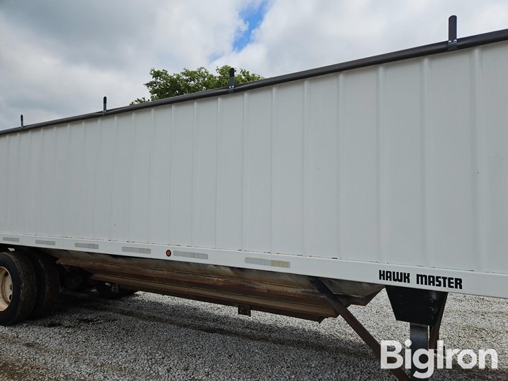 2004-independent-hawk-master-3402-sg-t/a-grain-trailer-image-16