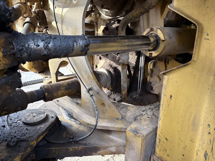 2010-caterpillar-980h-image-15