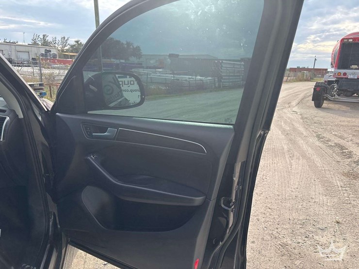 2014-audi-q5-image-23