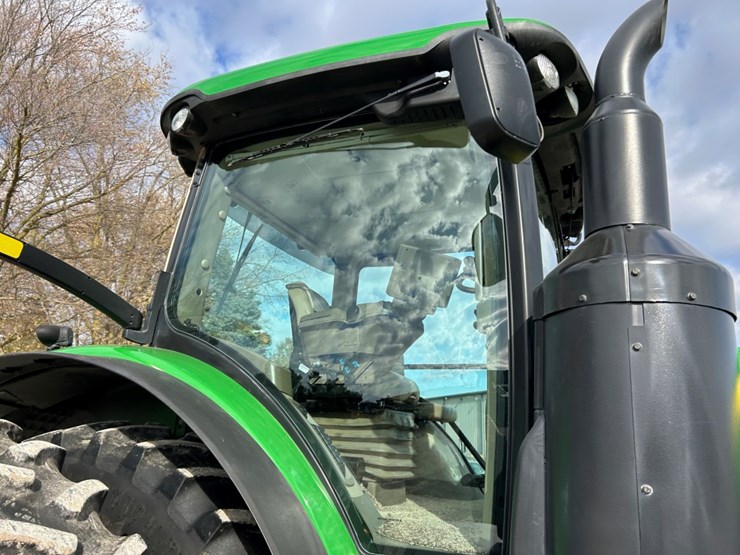 2014-john-deere-8270r-image-13